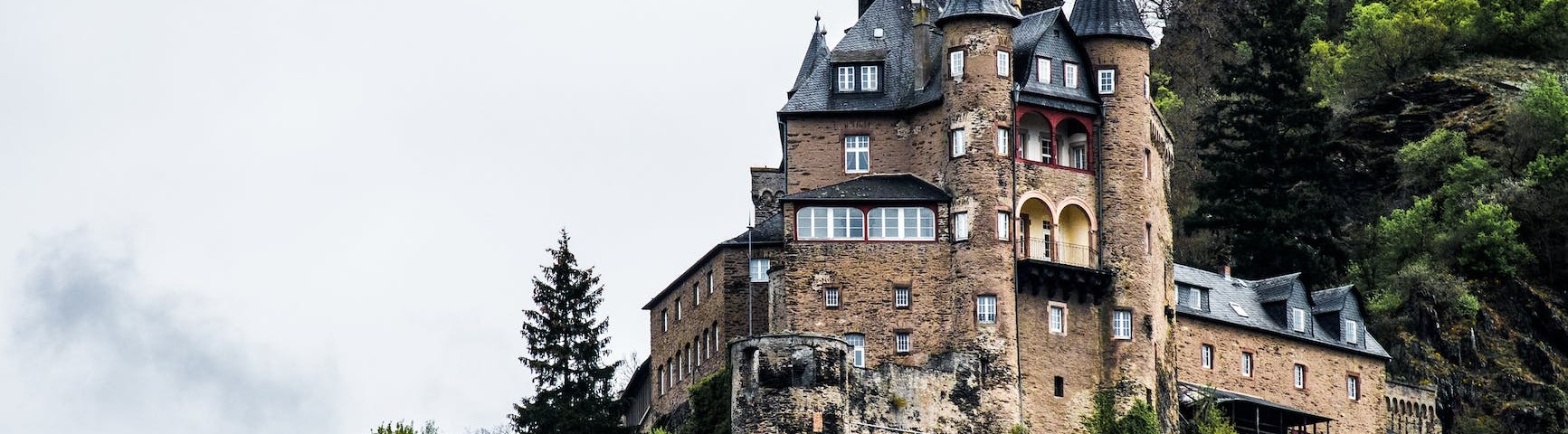katz castle in sankt goarshausen germany
